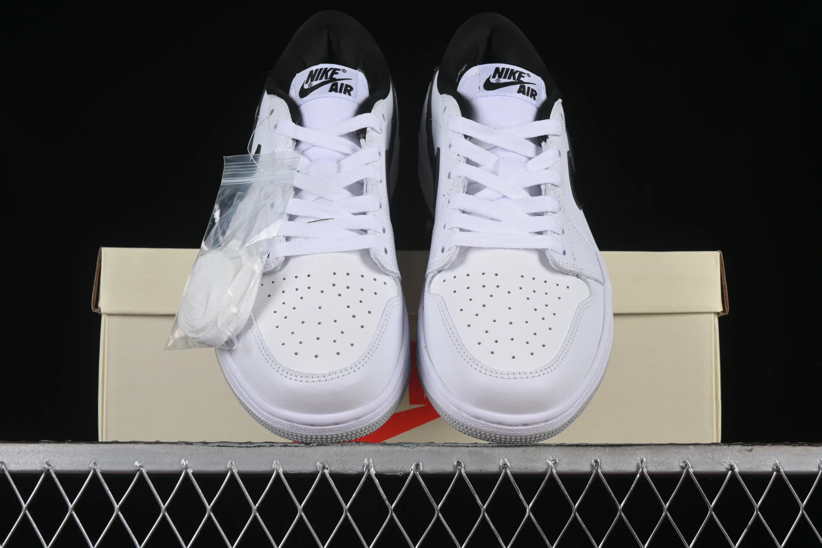 All categories Air Jordan Jordan series basketball shoes Air Jordan 1 Low Z version Air Jordan 1 Low "85 Metallic BLack" AJ1 Joe 1 metallic white and blue FB9933-102
